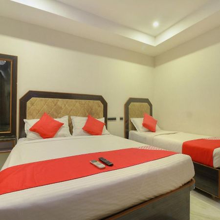 Oyo 15948 Hotel Srees Tiruchirappalli Kültér fotó