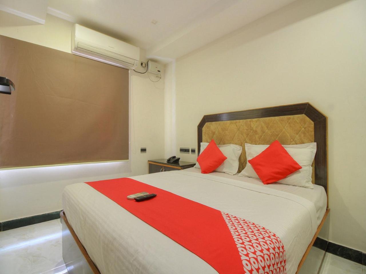 Oyo 15948 Hotel Srees Tiruchirappalli Kültér fotó
