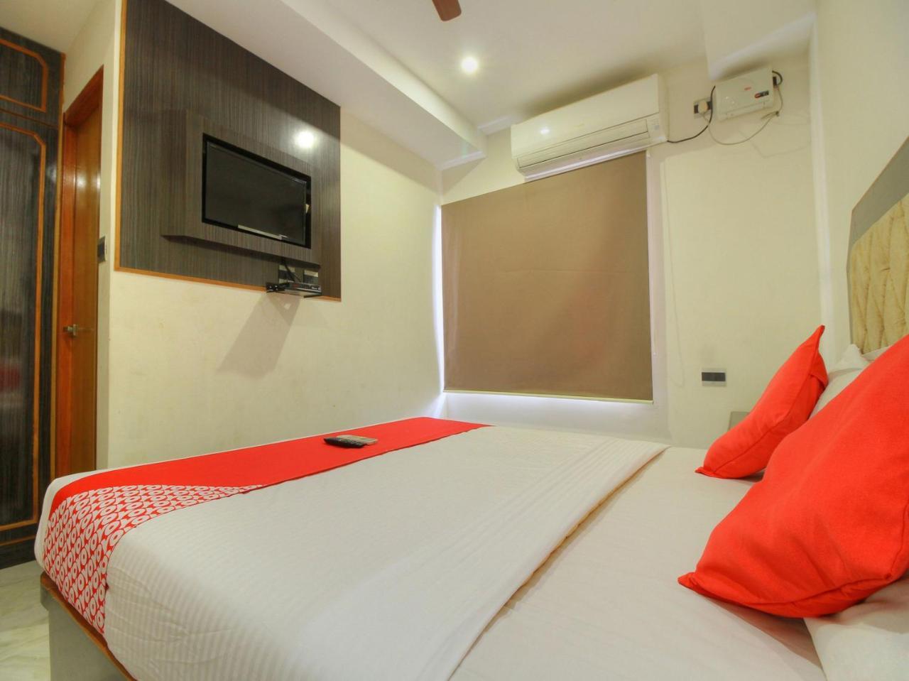 Oyo 15948 Hotel Srees Tiruchirappalli Kültér fotó