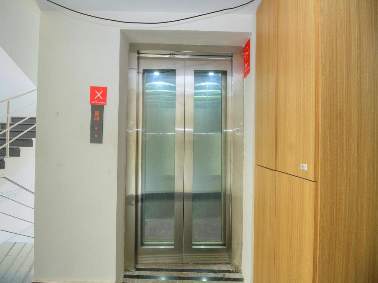 Oyo 15948 Hotel Srees Tiruchirappalli Kültér fotó
