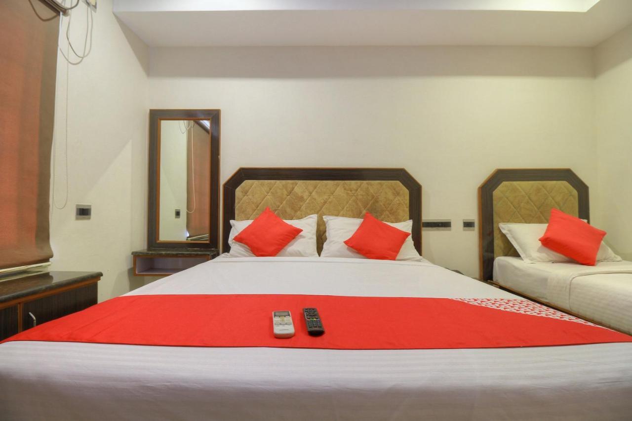 Oyo 15948 Hotel Srees Tiruchirappalli Kültér fotó