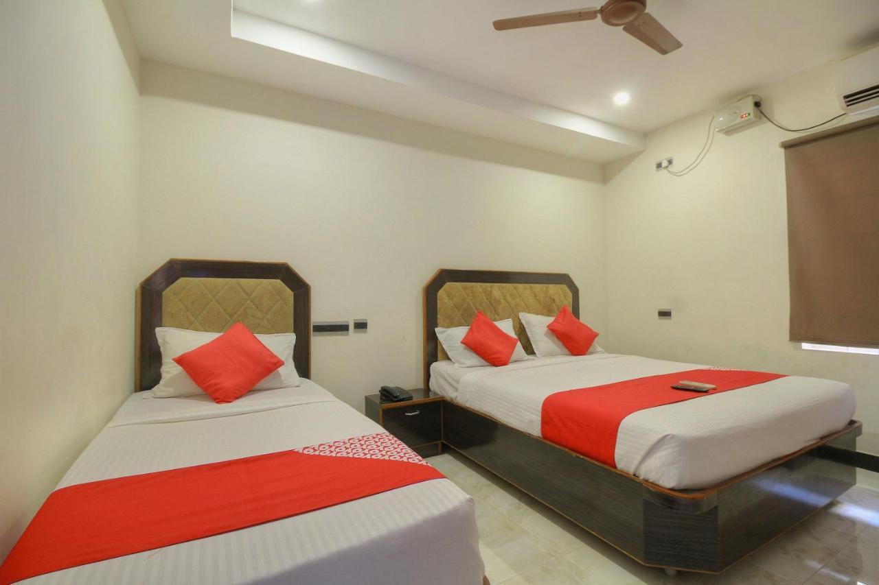 Oyo 15948 Hotel Srees Tiruchirappalli Kültér fotó