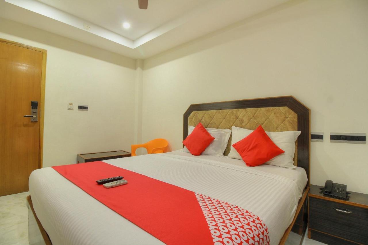 Oyo 15948 Hotel Srees Tiruchirappalli Kültér fotó